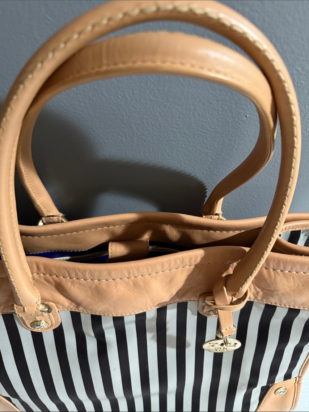 Henri Bendel signature black-and-white striped canvas tote bag - Picture 2 of 9
